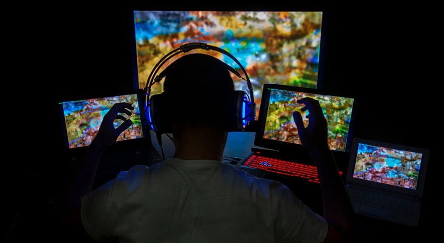 ゲーミングノートPCとデスクトップゲーミングPCの違い