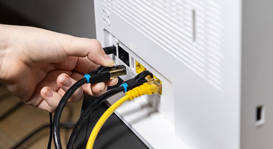 周辺機器の接続を外してみる