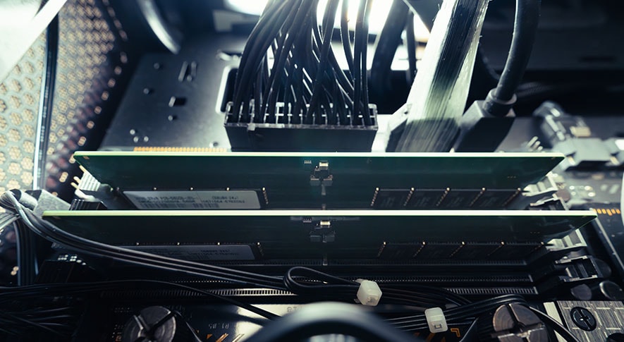 メモリー容量の選び方と対応規格の確認ポイント