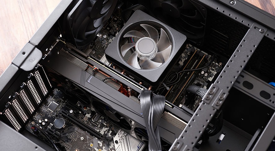 BTOパソコンと完成品の違いと選び方