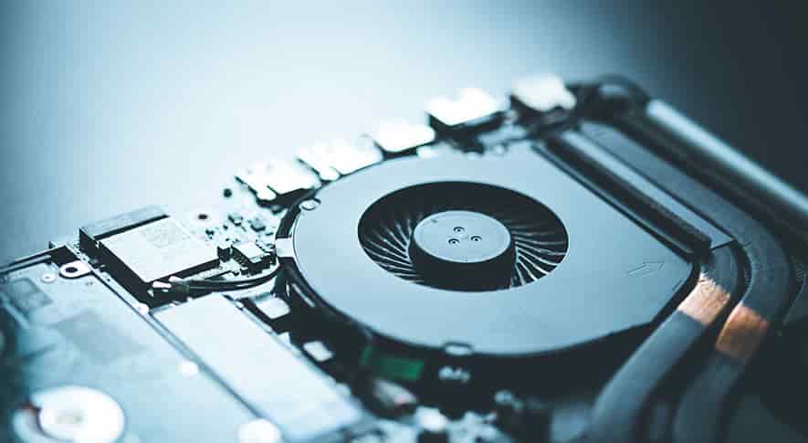 キーボードや冷却性能など操作環境の確認